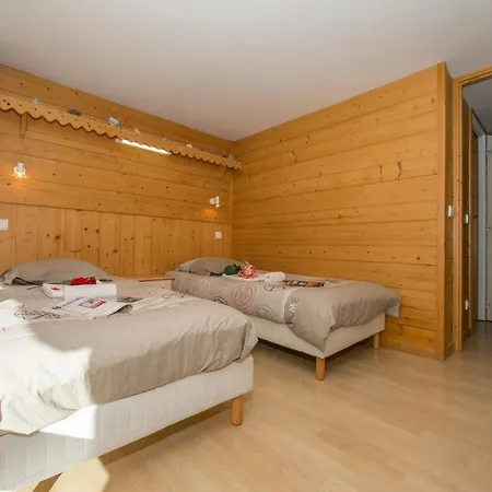 Sainte Foy L'argentiere Sleeps 5 T454440 아파트